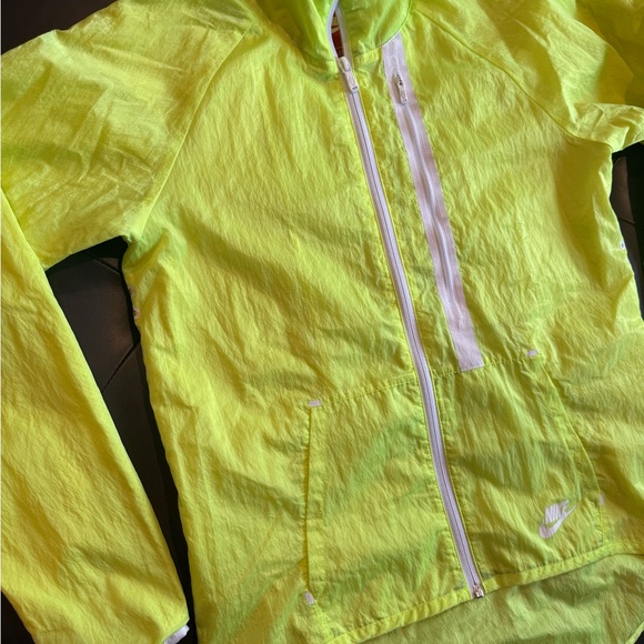 Nike Tech Aeroshield Moto Cape Windbreaker Jacket in Volt/White - Picture 2 of 11